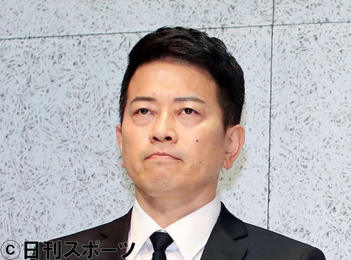 謝罪会見に臨む宮迫博之（2019年7月20日撮影）