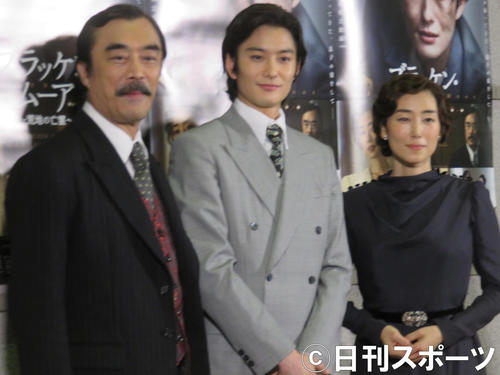 「ブラッケン・ムーア」に出演する益岡徹、岡田将生、木村多江