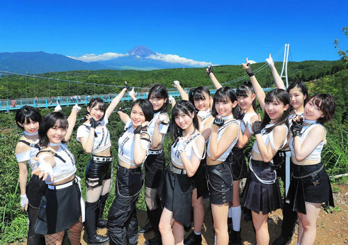7日にメジャーデビューをするBEYOOOOONDS（ビヨーンズ）