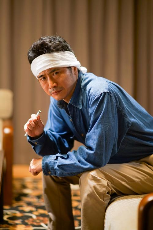ドラマ「ミリオンジョー」に出演する萩原聖人