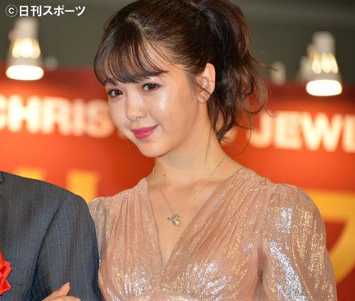 藤田ニコル