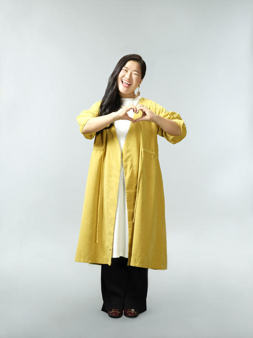 初の連ドラで人妻ネイリストを演じるガンバレルーヤよしこ