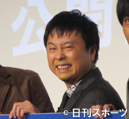 次長課長の河本準一（2017年12月12日撮影）