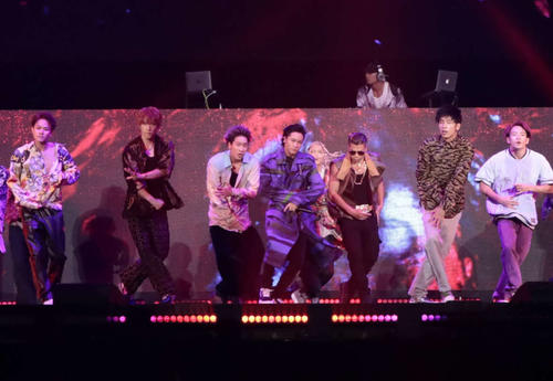映画「HiGH＆LOW　THE　WORST」完成披露試写会でプレミアムライブを行ったTHERAMPAGE
