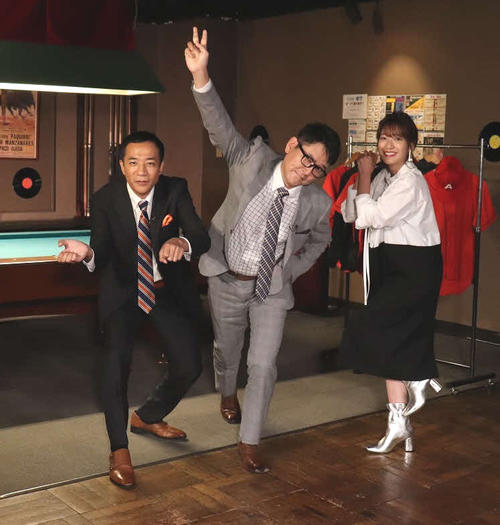 Amazonプライムビデオ新番組トークバラエティー「プロ野球　そこそこ昔ばなし」公開収録に参加した、左から塙宣之、土屋伸之、吉田明世