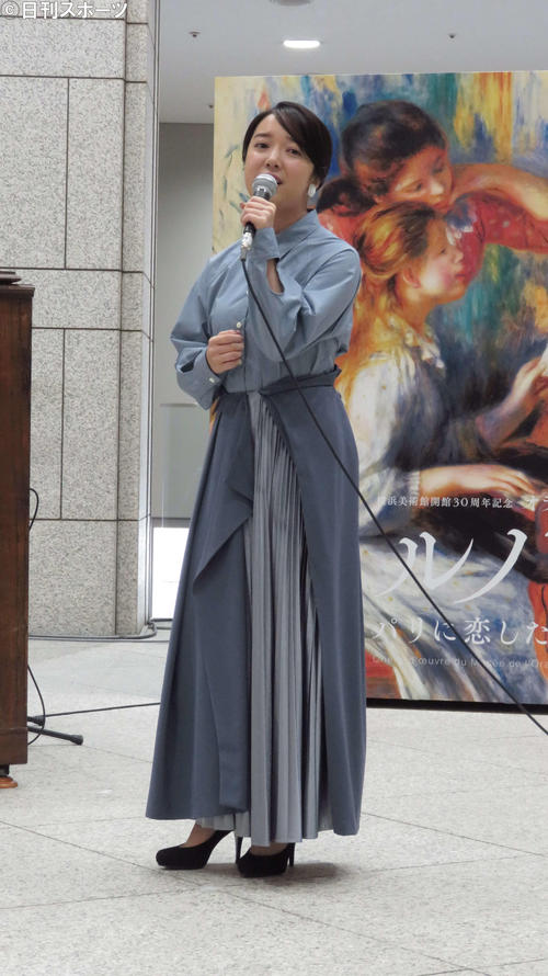 「ジュ・トゥ・ヴ」をフランス語で披露した上白石萌音（撮影・大井義明）