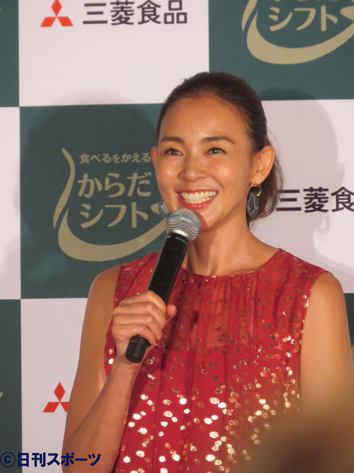期間限定「からだシフトCafe」オープン記念イベントに出席したSHIHO