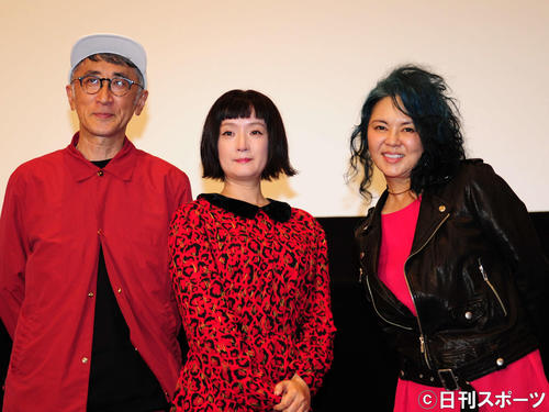 イベントに登壇した、左から小田原豊、千秋、NOKKO（撮影・松本久）