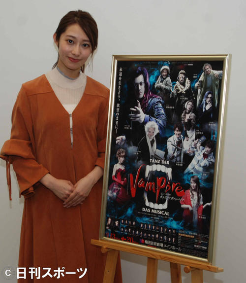 取材会を行った桜井玲香（撮影・松浦隆司）