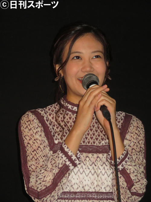 映画「世界から希望が消えたなら。」完成披露舞台あいさつに出席した千眼美子
