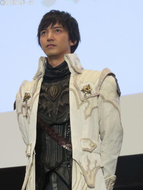 映画「牙狼〈GARO〉－月虹ノ旅人－」の舞台あいさつに出席した中山麻聖
