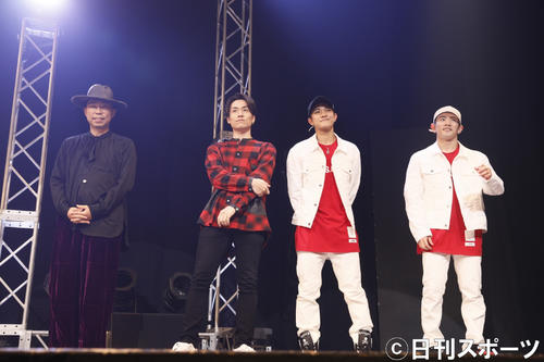 「EXILE　CUP　2019」に出席した、中央左からUSA、TETSUYA、岩谷翔吾、浦川翔平