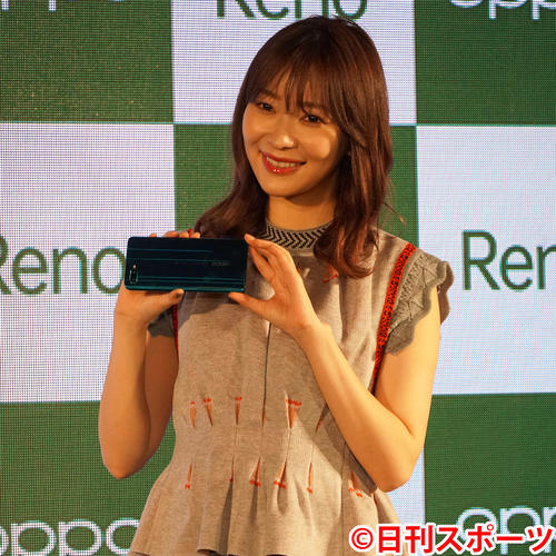 オッポジャパンの新スマートフォン「Reno　A」発表会に出席した指原莉乃（撮影・遠藤尚子）