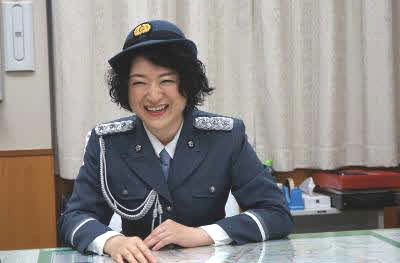 中原警察署の一日署長に任命された、しゅはまはるみ