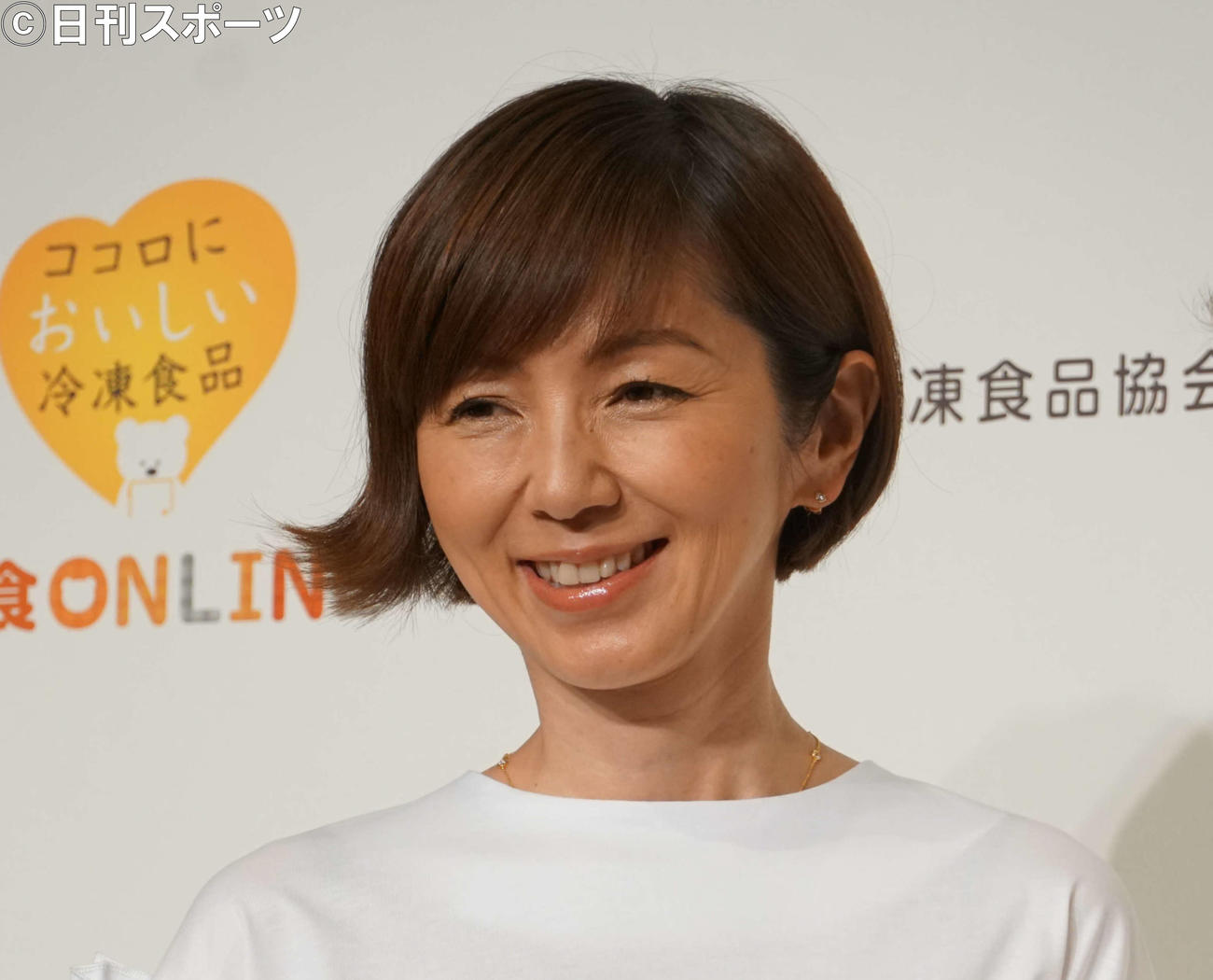渡辺満里奈の実家も被災 片付けなどに奔走した 芸能写真ニュース 日刊スポーツ 渡辺満里奈の実家も被災 片付けなどに奔走した 芸能写真ニュース 日刊スポーツ