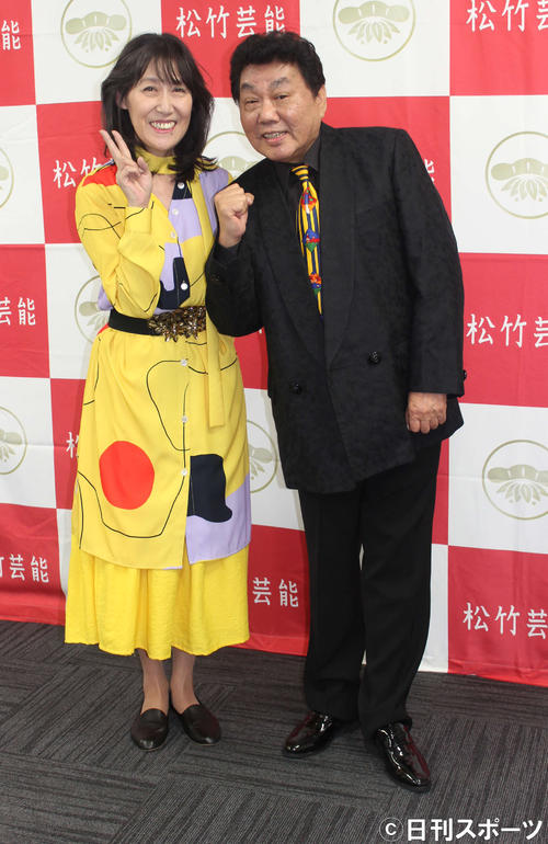 夫婦漫才結成を発表した横山ひろし（右）春けいこ（撮影・村上久美子）