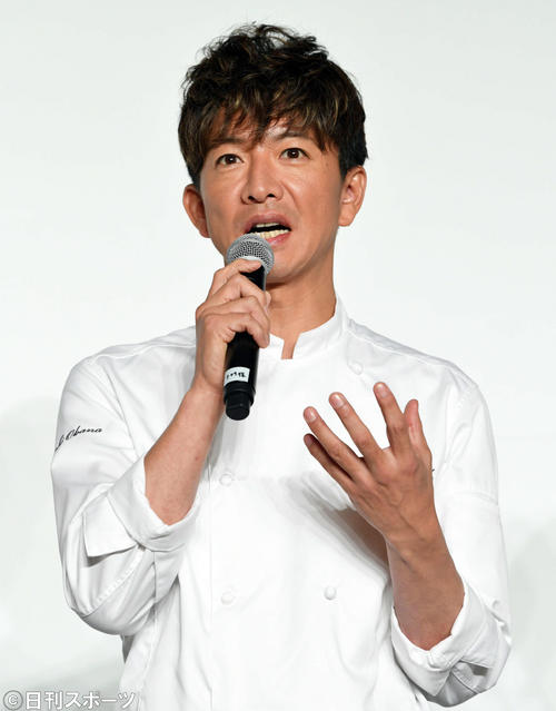 ドラマ「グランメゾン東京」制作発表会見でトークする木村拓哉（撮影・滝沢徹郎）