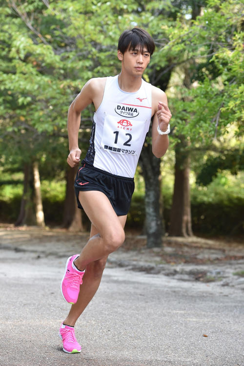 竹内涼真が出演した17年のTBS日曜劇場「陸王」