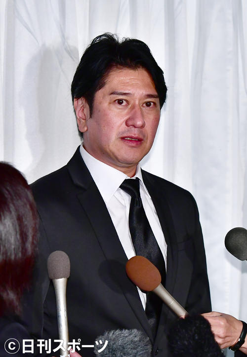 川崎麻世
