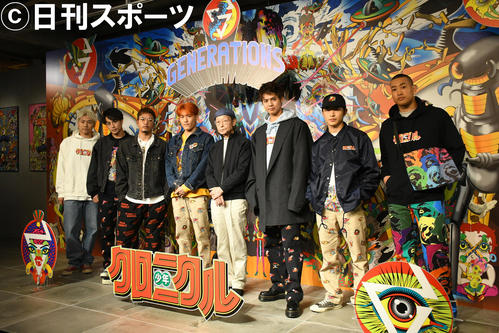期間限定ショップ「少年クロニクル　POP－UP　STORE」発表会に出席したGENERATIONS。左から小森隼、白濱亜嵐、数原龍友、中務裕太、田名網敬一氏、片寄涼太、佐野玲於、関口メンディー
