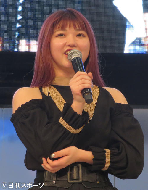 アンジュルム「私を創るのは私／全然起き上がれないSUNDAY」ニューシングル発売記念イベントに出席した竹内朱莉（撮影・佐藤成）