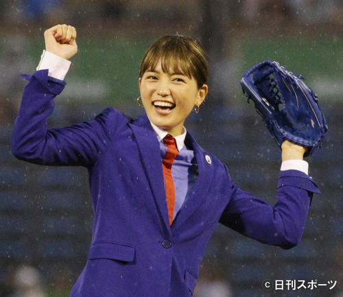 川口春奈（19年9月3日撮影）
