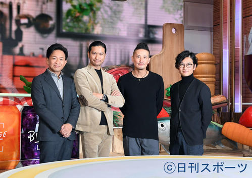 NHKスペシャル「食の起源」に出演するTOKIO。左から城島茂、長瀬智也、松岡昌宏、国分太一（撮影・たえ見朱実）