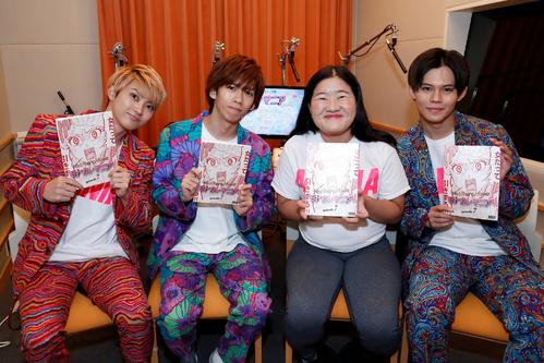 副音声に挑戦した、左からユーキ、リョウガ、よしこ、カイ（C）フジテレビ