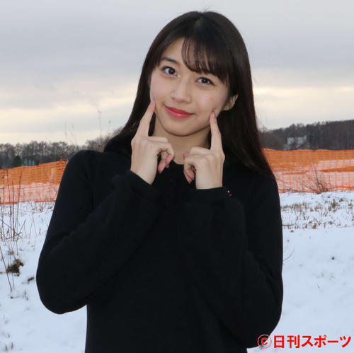 8日開催の「モーニング娘。'19コンサートツアー秋～KOKORO＆KARADA～」振替公演を前にPRを行ったモーニング娘。'19の牧野（撮影・山崎純一）