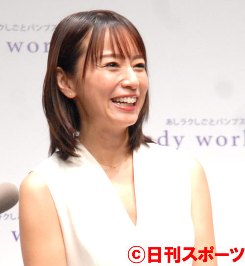 鈴木亜美（19年撮影）
