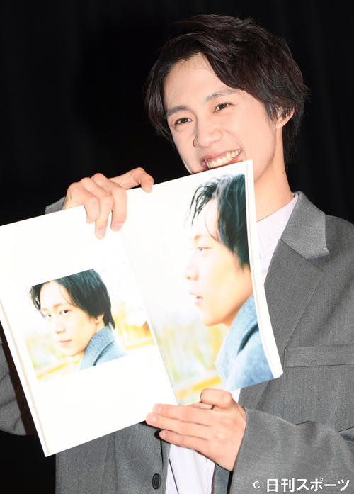 この日22歳の誕生日を迎え、初の写真集を発売した前川優希（撮影・たえ見朱実）