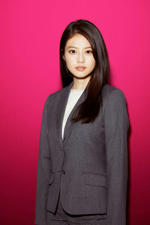 テレビ朝日系ドラマ「ケイジとケンジ　所轄と地検の24時」で刑事役に初挑戦する今田美桜