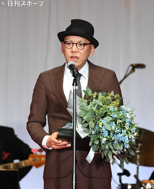 監督賞の喜びを語る真利子哲也監督（撮影・山崎安昭）