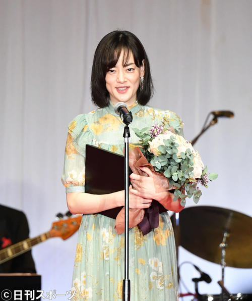 助演女優賞の喜びを語る市川実日子（撮影・山崎安昭）