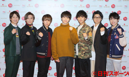 NHK紅白歌合戦　リハーサルを終えガッツポーズで笑顔を見せるKis－My－Ft2（撮影・河田真司）