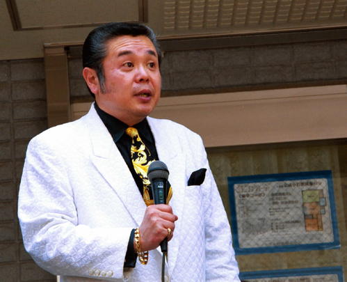 佐藤忠志氏