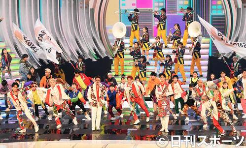 紅白歌合戦リハーサルで熱唱するGENERATIONS（撮影・横山健太）