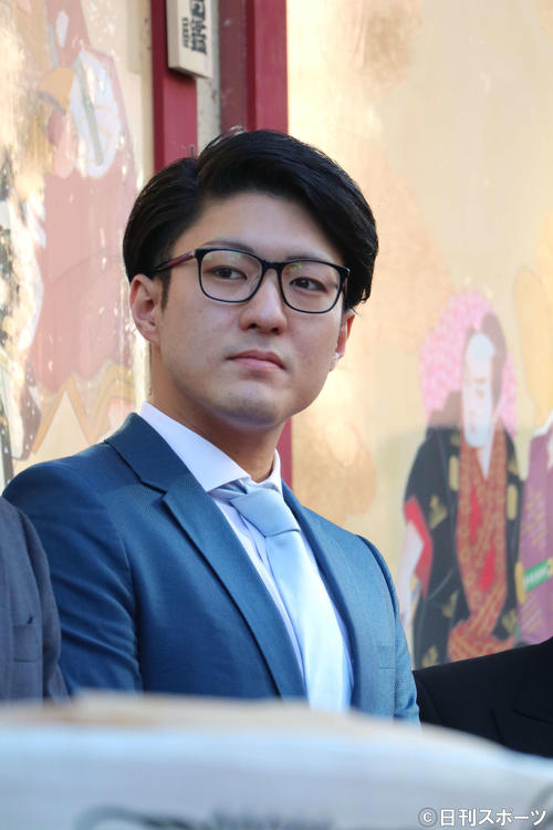 「新春浅草歌舞伎」初日、開演前の鏡開きに出席した中村橋之助