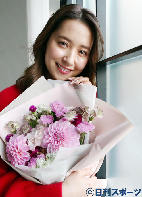 幸せオーラであふれる元乃木坂46の衛藤美彩（撮影・狩俣裕三）