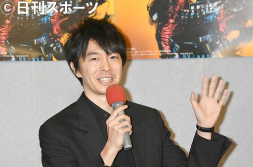 「麒麟がくる」完成試写会を終え、会見する明智光秀役の長谷川博己（撮影・酒井清司）