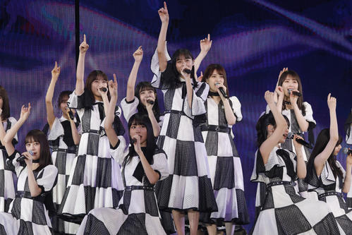 2年連続の台湾公演を開催した乃木坂46。中央は遠藤さくら