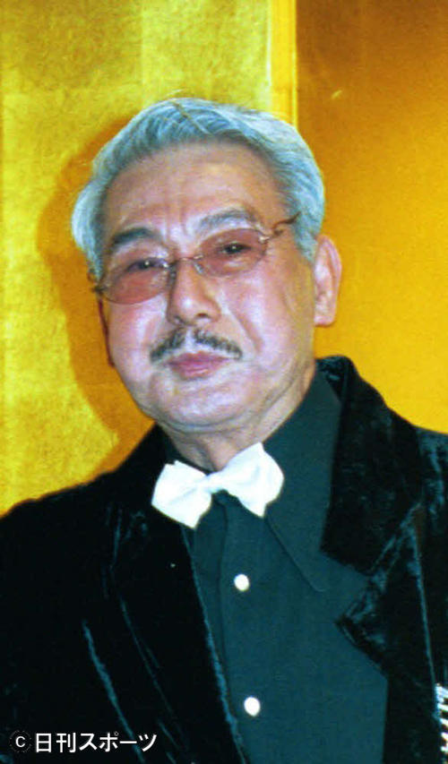 宍戸錠さん＝2001年3月5日