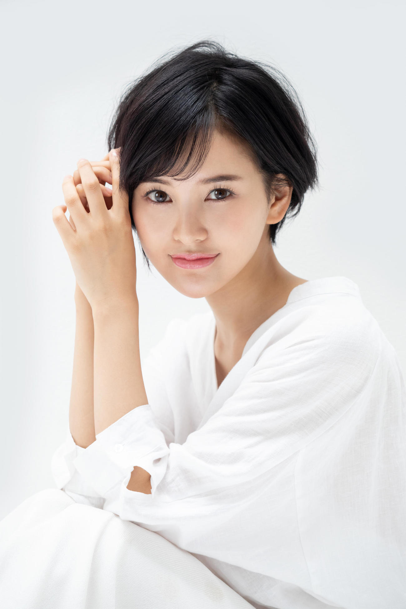 舞台「改竄・熱海殺人事件」に出演する兒玉遥