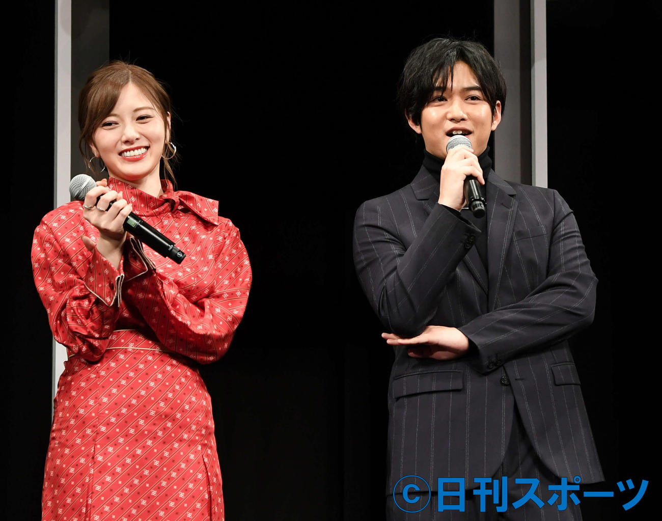 映画「スマホを落としただけなのに　囚われの殺人鬼」完成披露試写会でトークを盛り上げる千葉雄大と白石麻衣（撮影・山崎安昭）