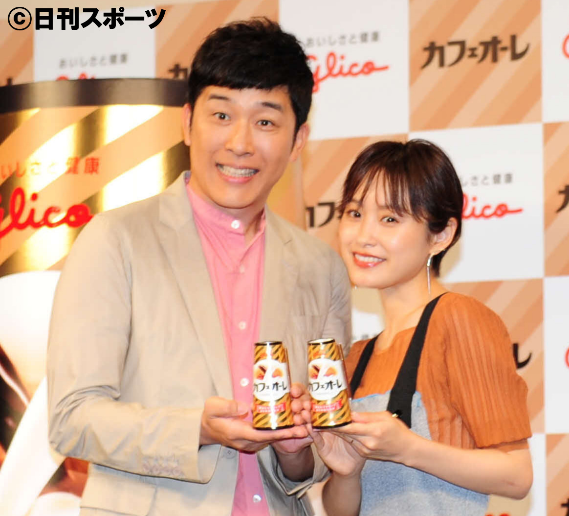 あべこうじと高橋愛