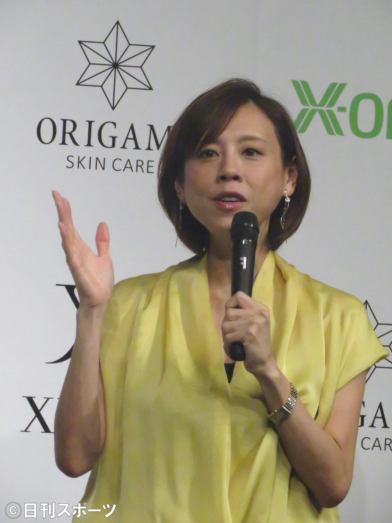 化粧品「XLUKES・ORIGAMI」ブランドアンバサダー就任発表会に出席した高橋真麻