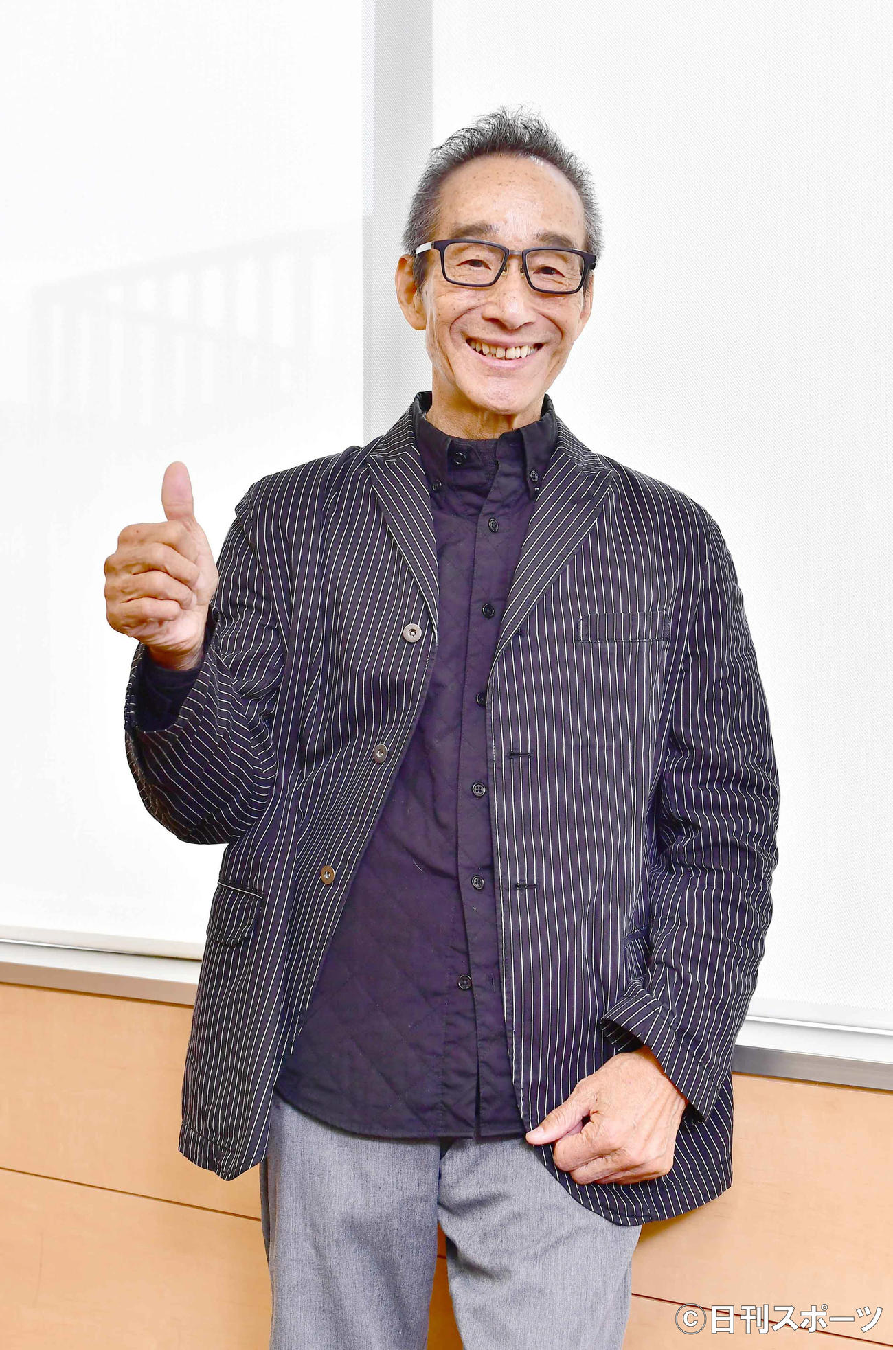 SNSなどで新たに活躍の場を広げるビリーバンバンの菅原進（撮影・小沢裕）