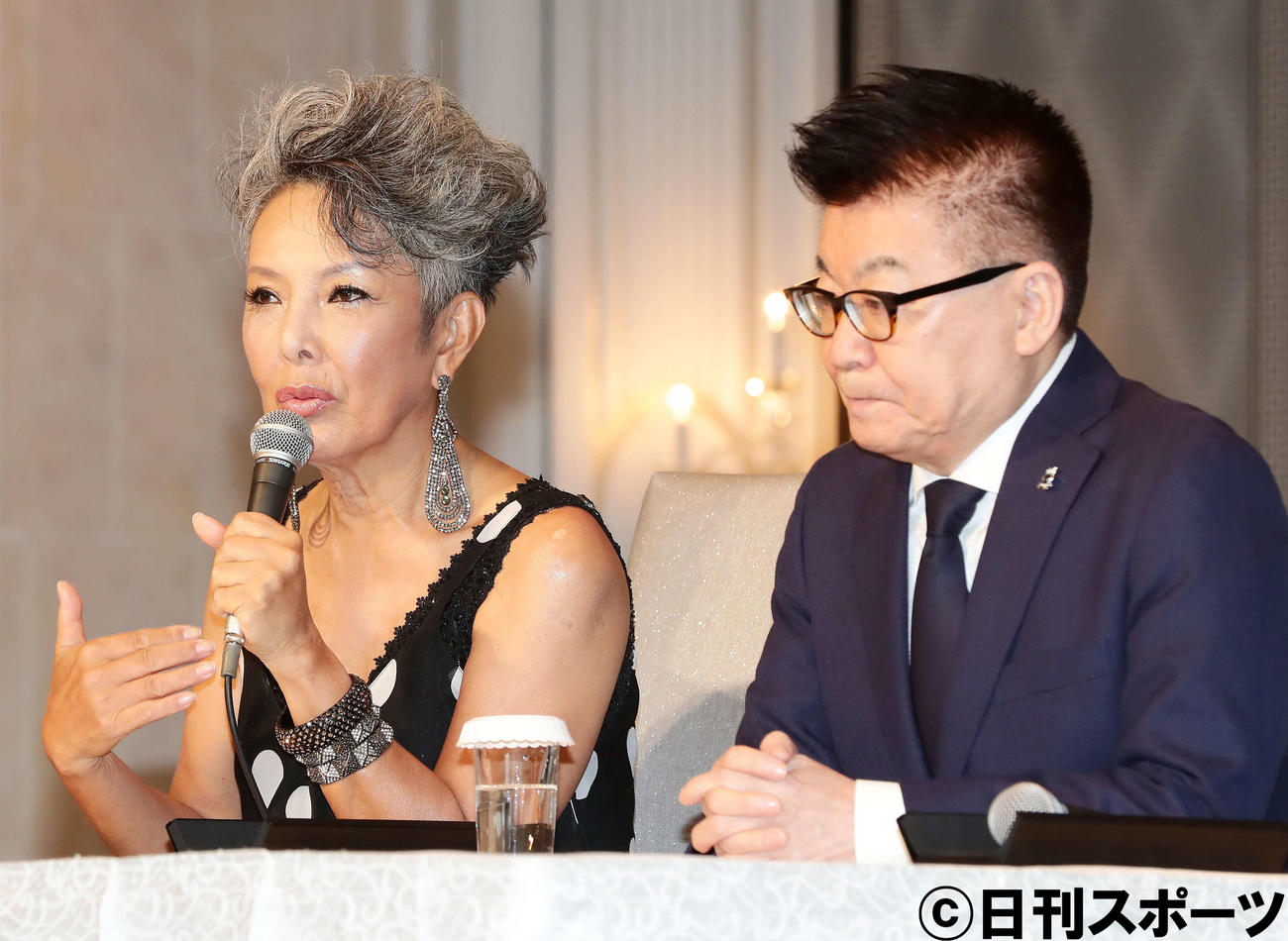 志村けんさんの訃報に言葉を詰まらせる池畑慎之助（左）と生島ヒロシ（右）（撮影・丹羽敏通）