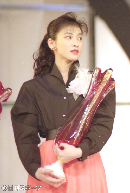 Chisato Moritaka [June 1990]