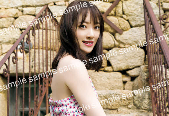 堀未央奈セカンド写真集特典の楽天ブックス版ポストカード